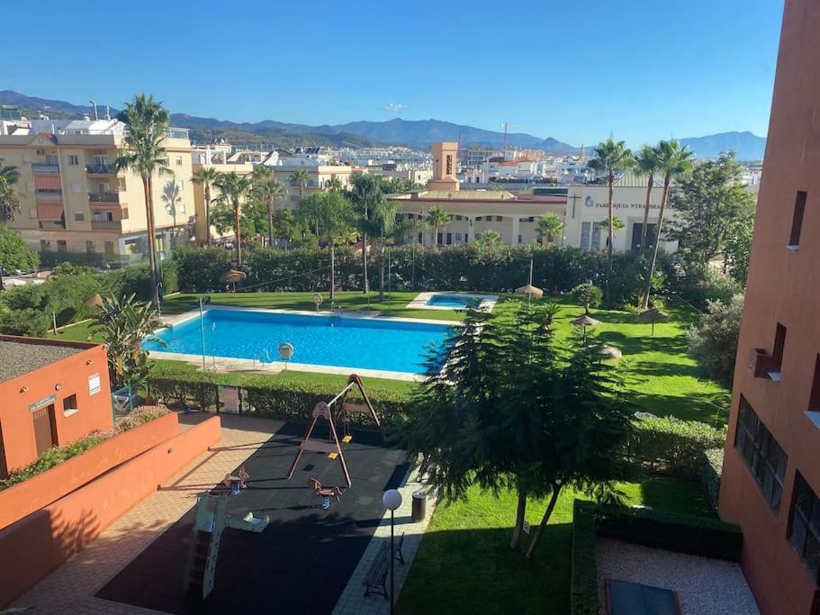 Central Estepona 3 Bed Apt With Pool And Parking Eksteriør bilde